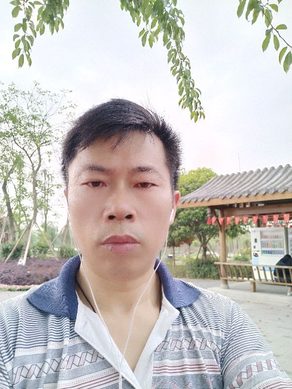 一个人的孤单的第一张照片--安岳父母相亲团